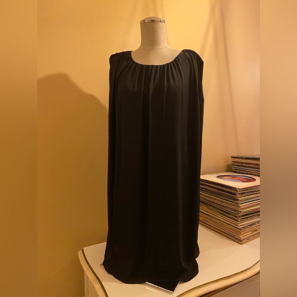 🖤love 21 Black Sleeveless Dress w/ Gathered Neckline basic essential 4 ur closet